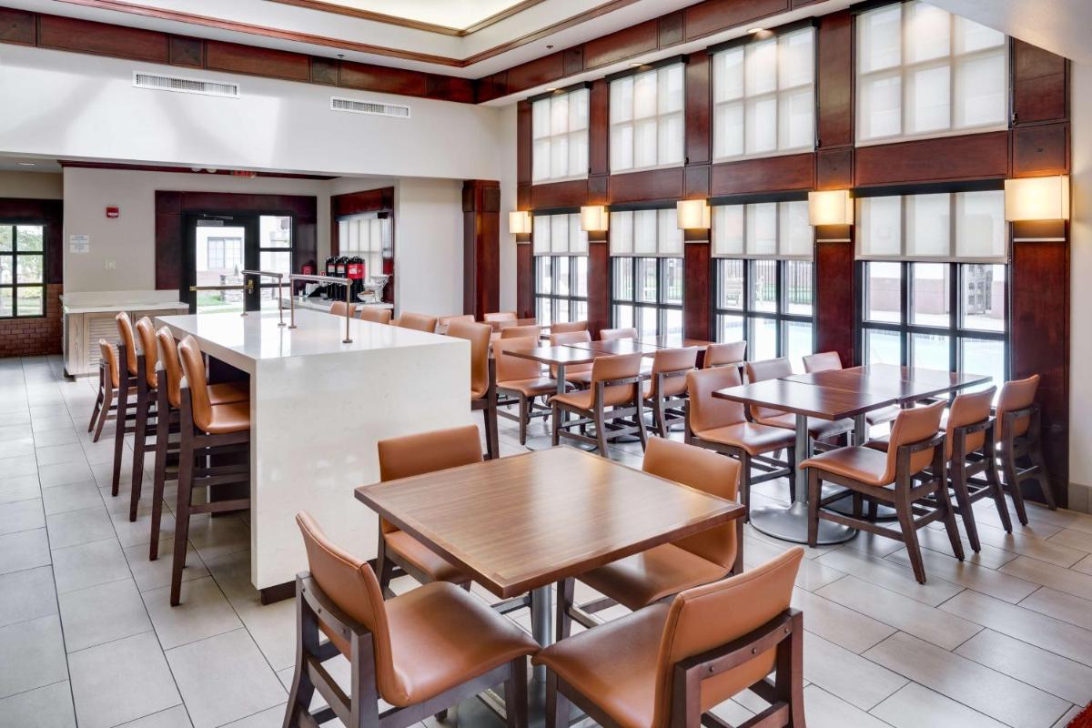 Hyatt House Boston Waltham - Housity