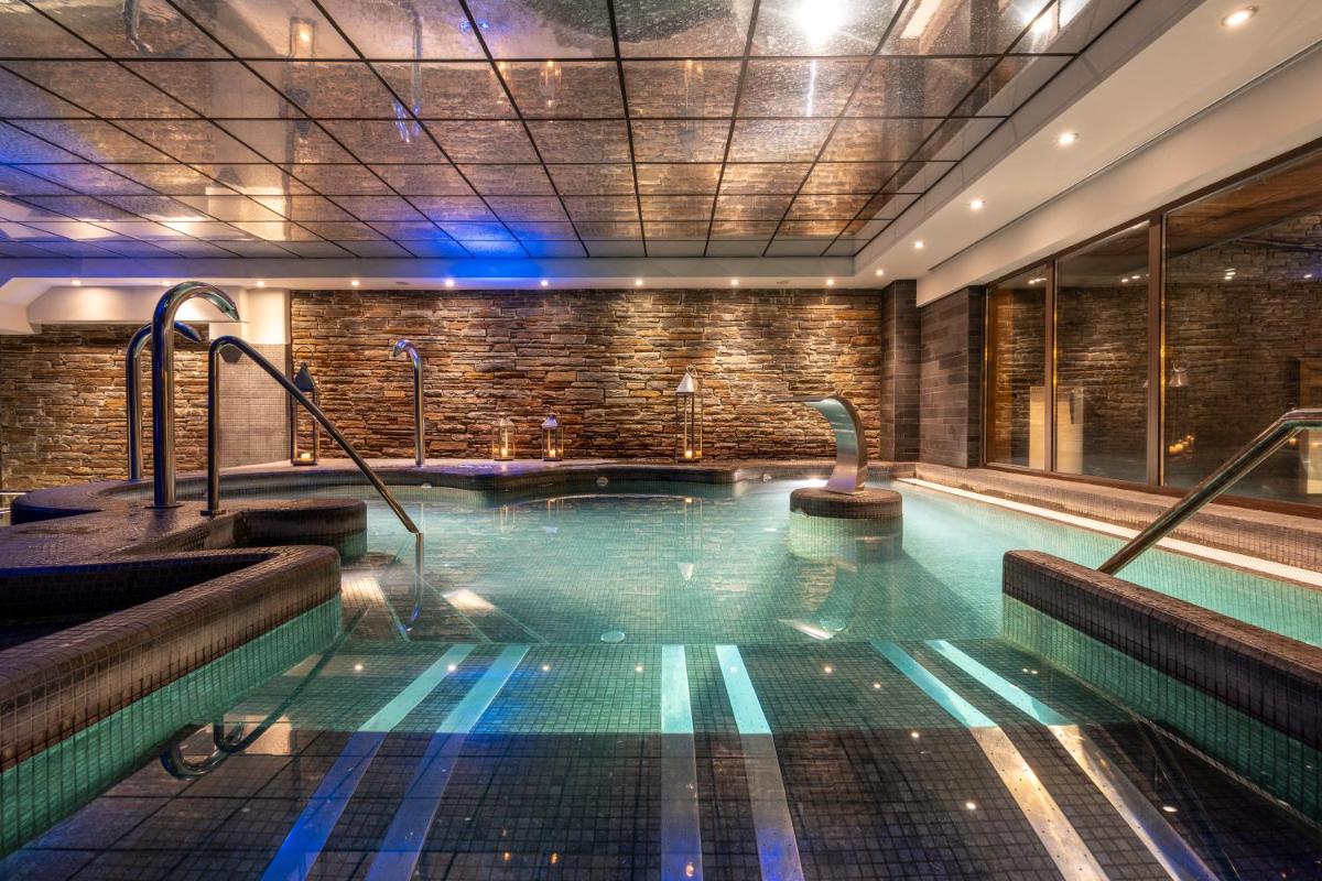 Piscina en o cerca de Hotel Val de Neu G.L.