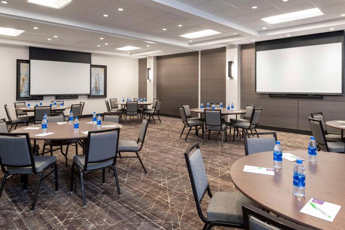 Hyatt Place Detroit/Royal Oak - Housity