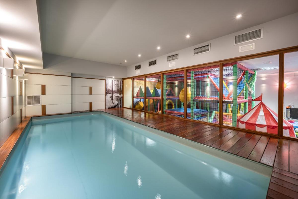 Piscina en o cerca de Hotel Val de Neu G.L.