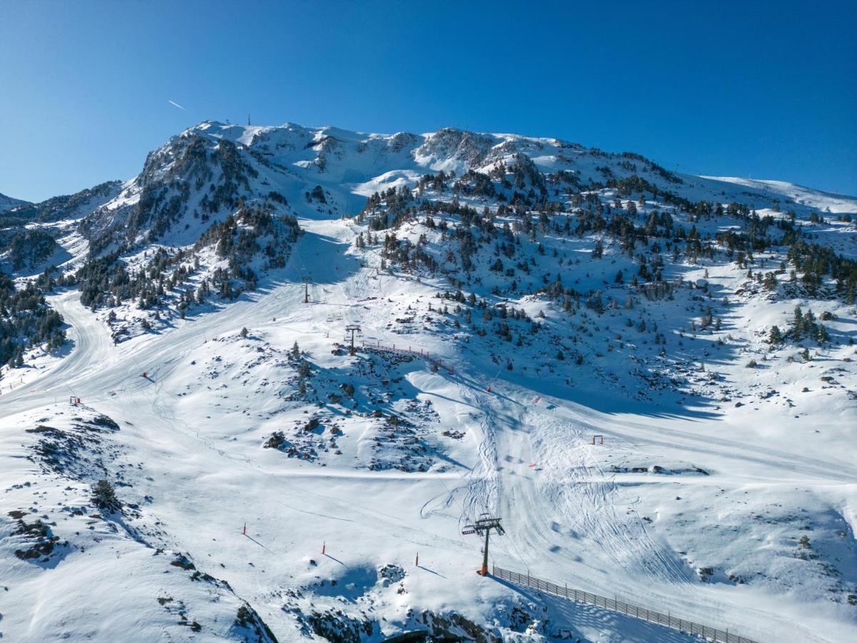 Hotel Val de Neu G.L. en invierno