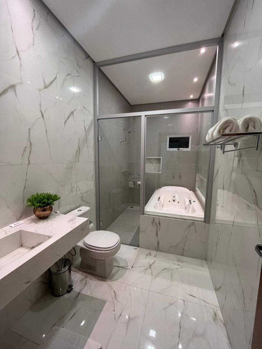 NERES HOTEL - Housity