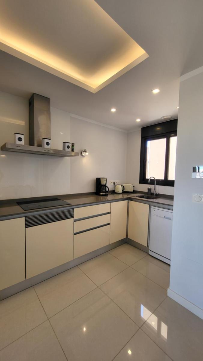Suitetrails - Apartamento Los Amigos, La Zenia Boulevard area, 2 bedrooms, beautiful swimming pool.