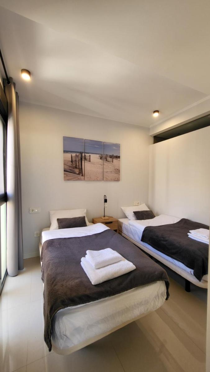 Suitetrails - Apartamento Los Amigos, La Zenia Boulevard area, 2 bedrooms, beautiful swimming pool.