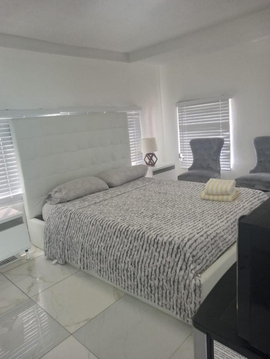 1161 Studio 1 Miami - Housity
