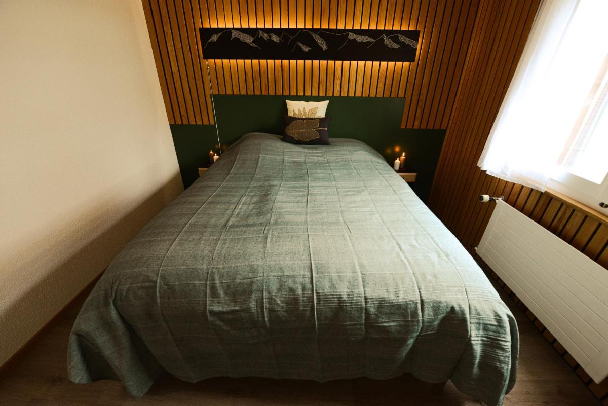 Peak view - 4 persons - Housity