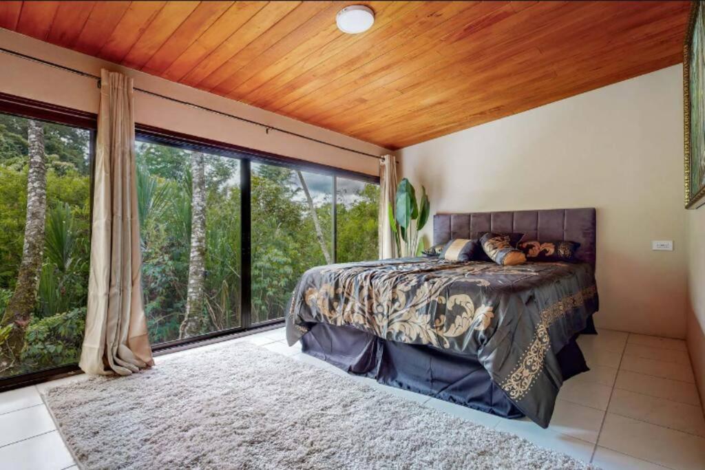 Rocka Verde Retreat 8th Wonder of the World - Housity