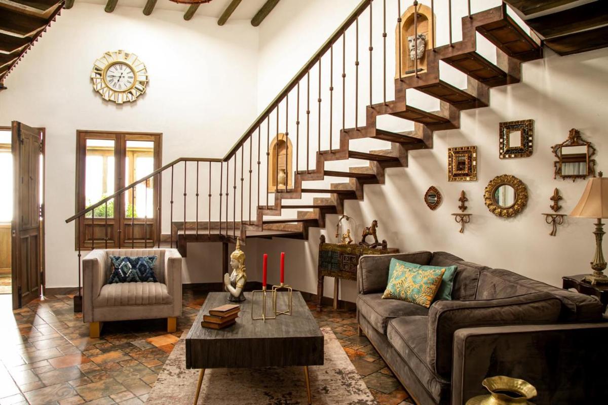 Santa Lucía Casa Hotel - Housity