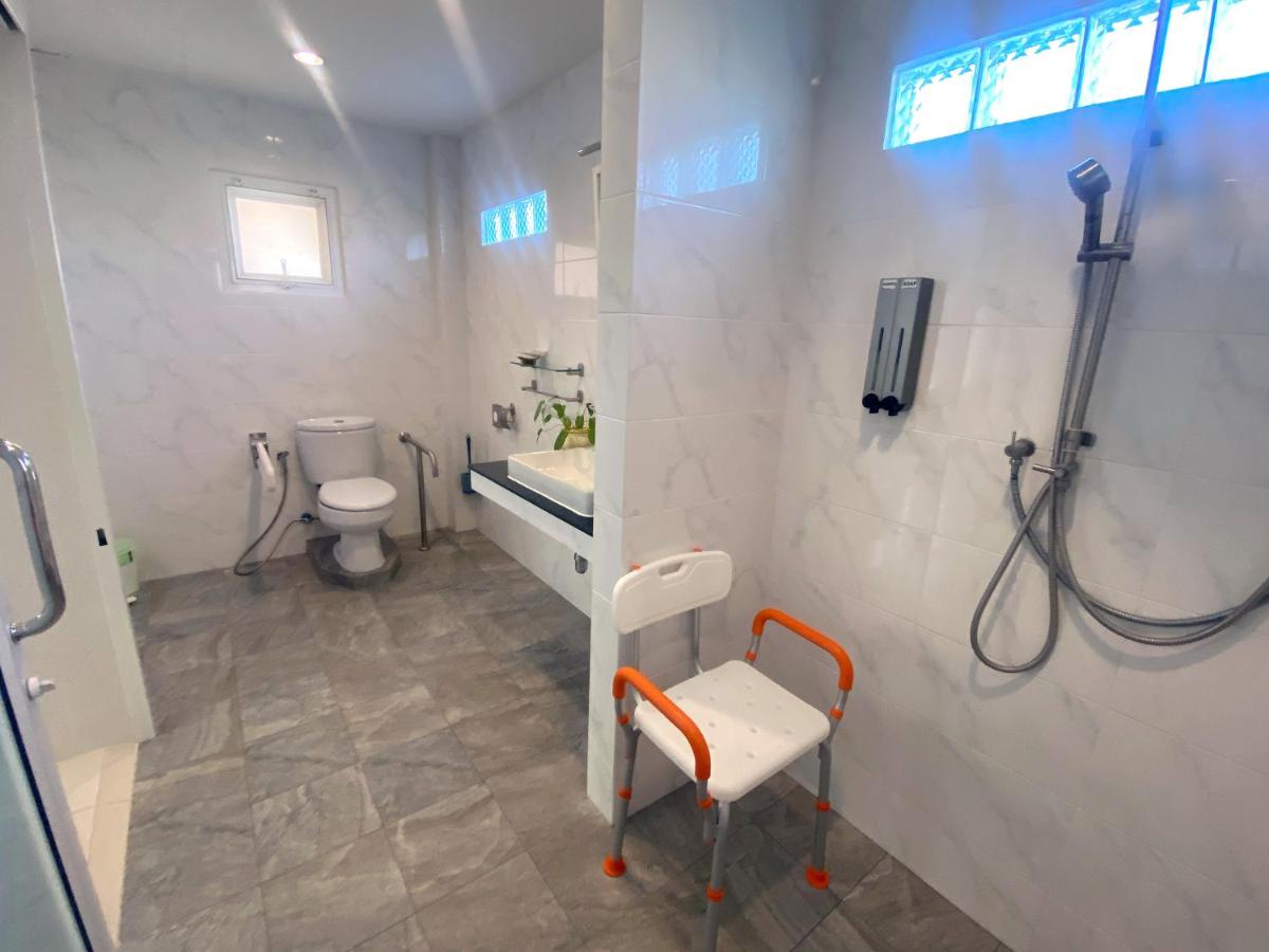 Chang Noi Hua Hin Pranburi fully accessible barrierefrei resort - Housity