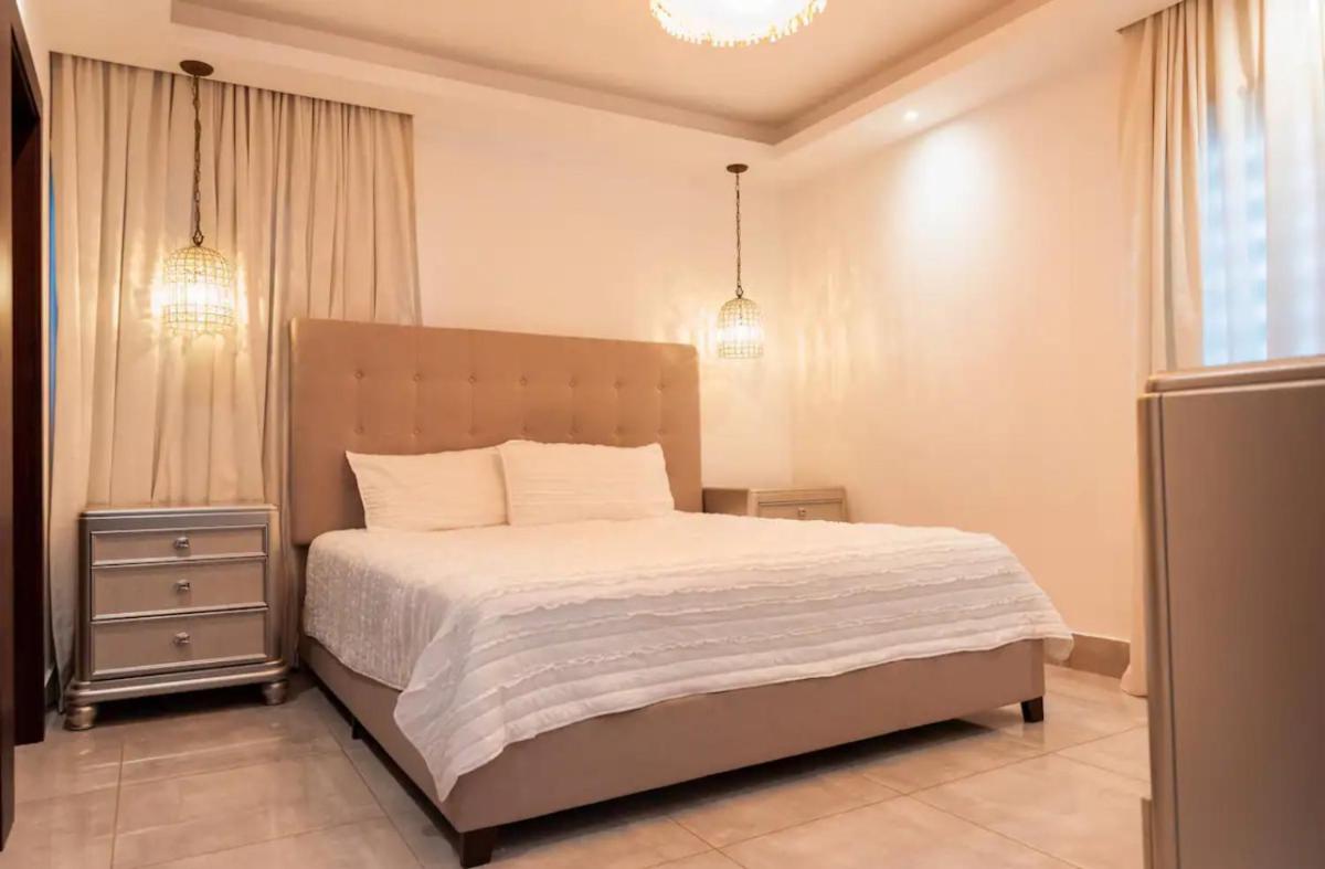 Amazing Rooftop and Best View of the City - Housity