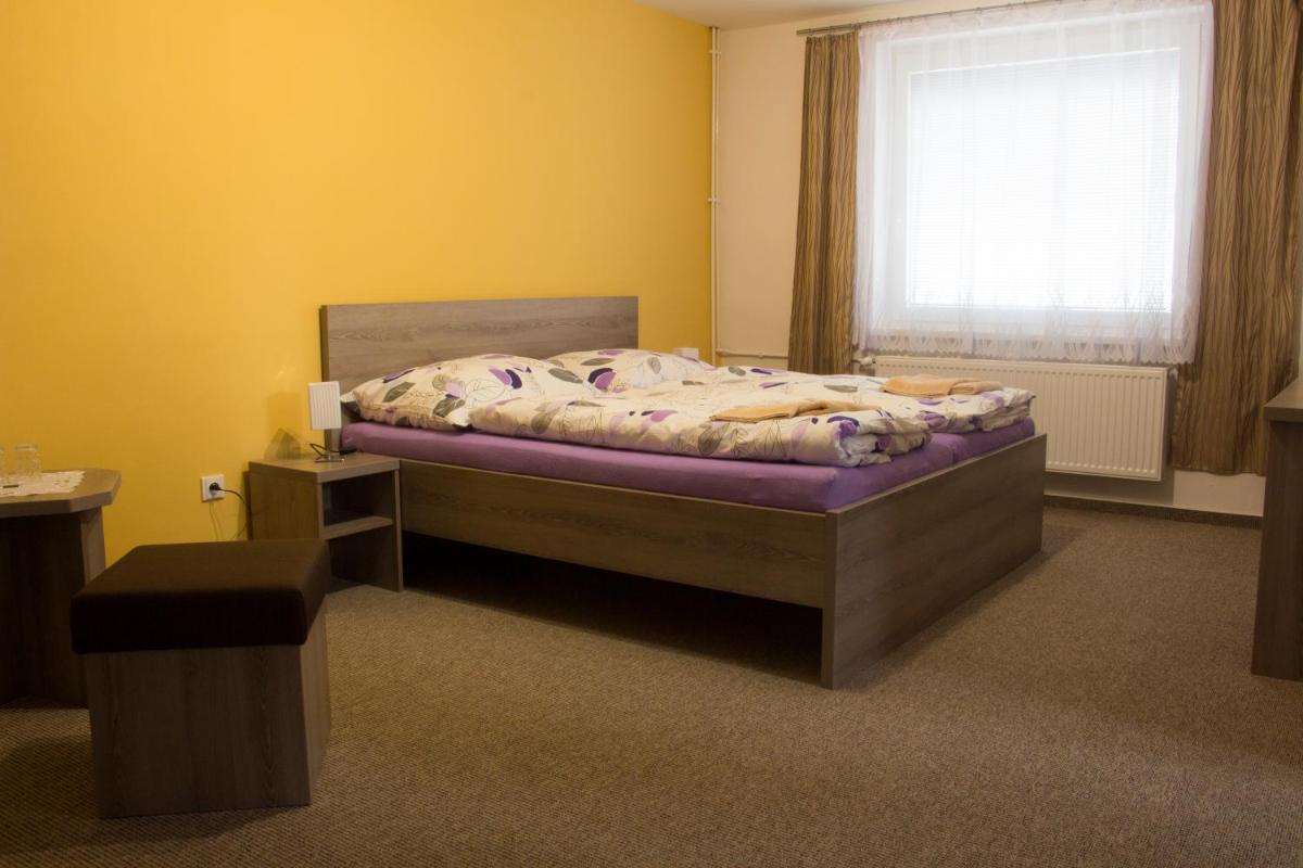 Motel Pávov - Housity