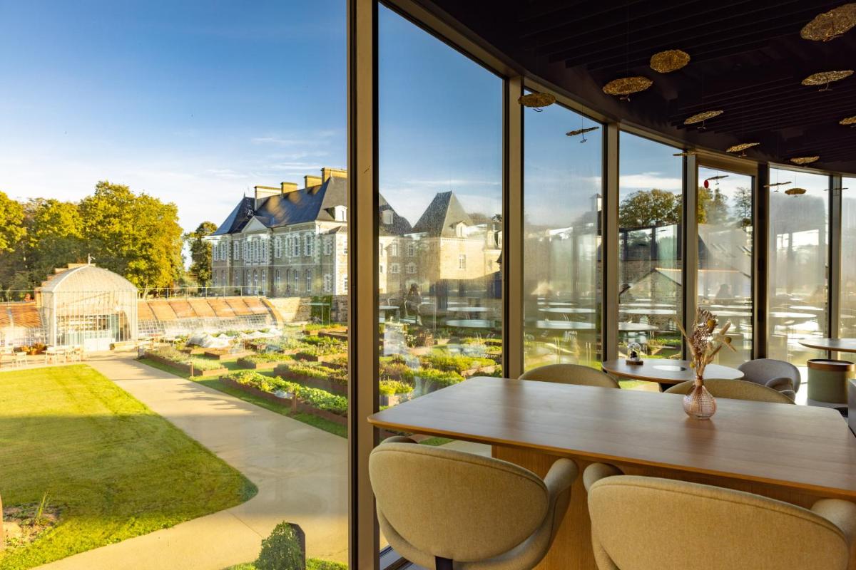 Jardin de l'établissement L'EssenCiel