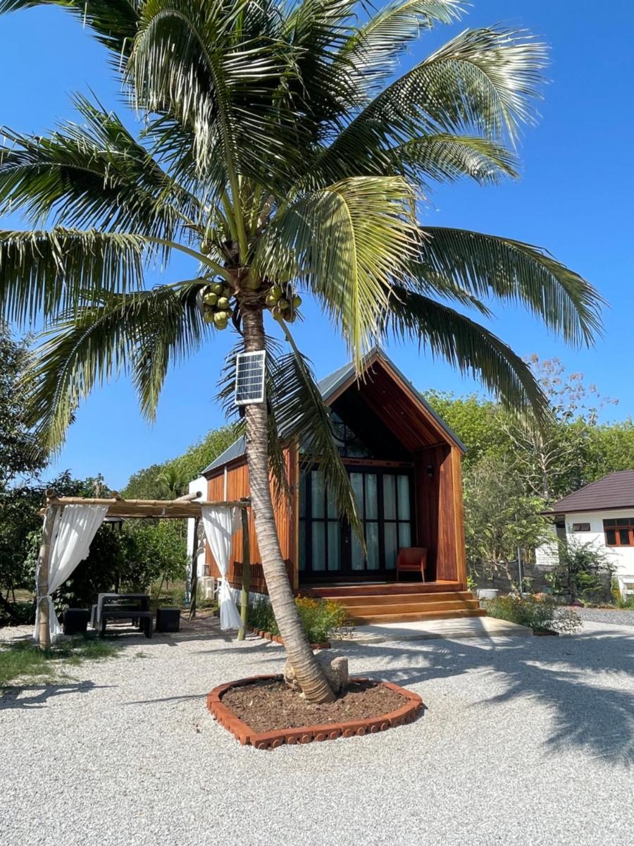 The Organic Farmstay Khoa Yai (ดิ ออร์แกนิค ฟาร์มสเตย์ เขาใหญ่) - Housity