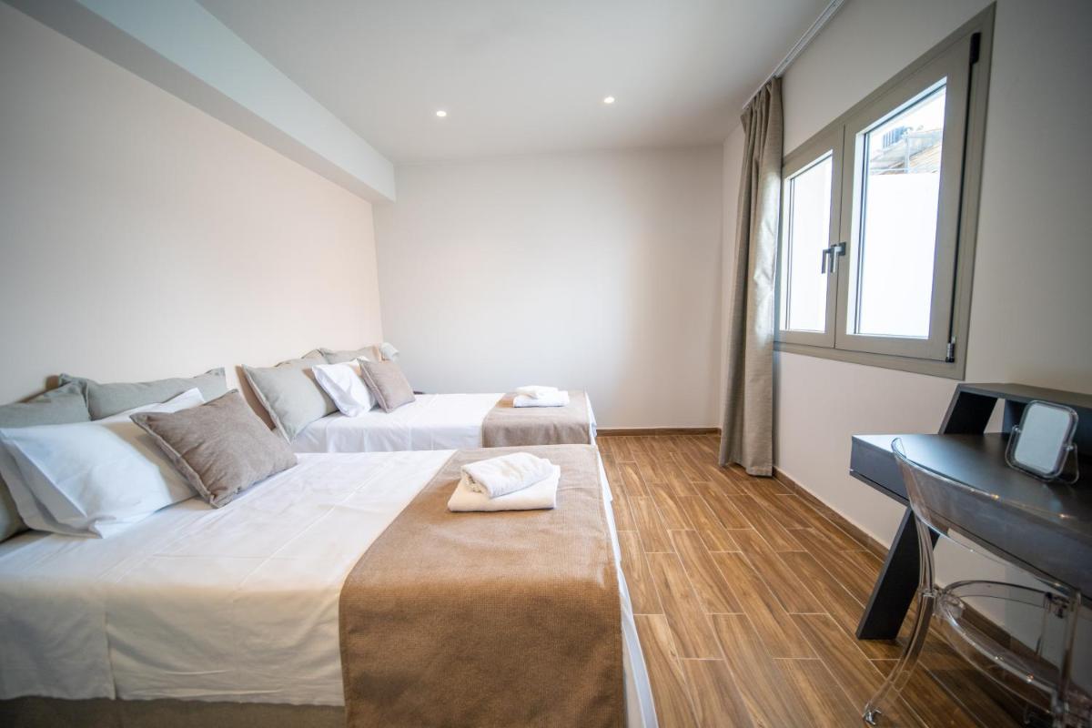 Luxury House - Hersonissos Center - Sleeps 8 - Housity