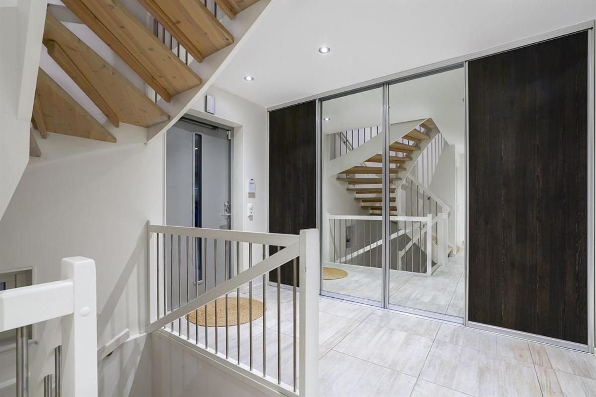Suitetrails - living with the host and the dog Comfortable double room in a house in Lillestrøm