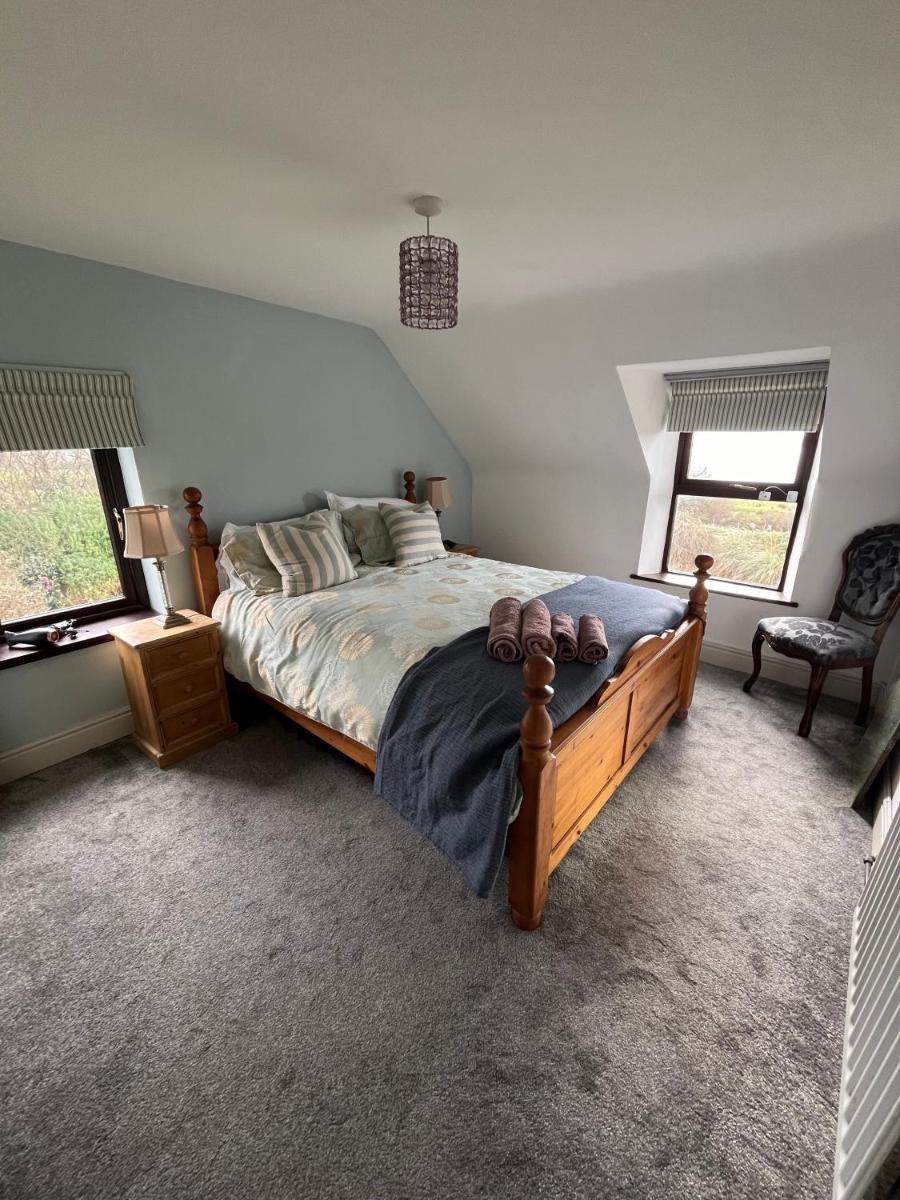 Seaview House Reenard South - Housity