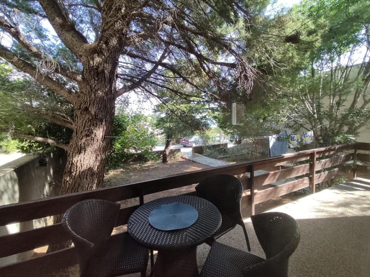 Danica Holiday House - Housity