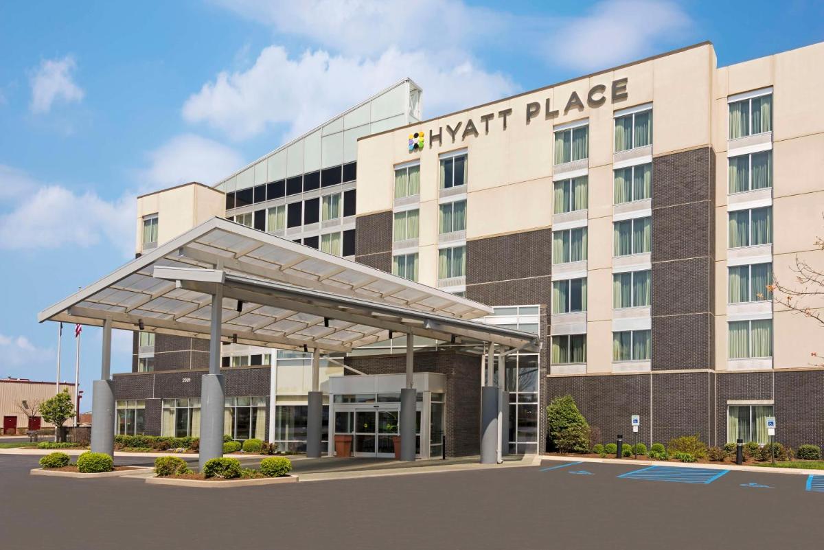 Hyatt Place Lexington - Housity