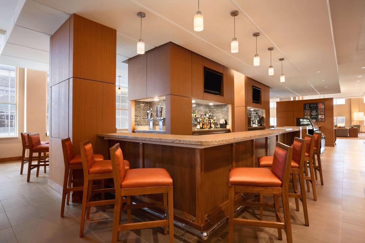 Hyatt Place Minneapolis/Downtown - Housity