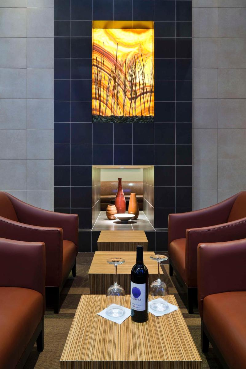 Hyatt Place Chesapeake - Housity