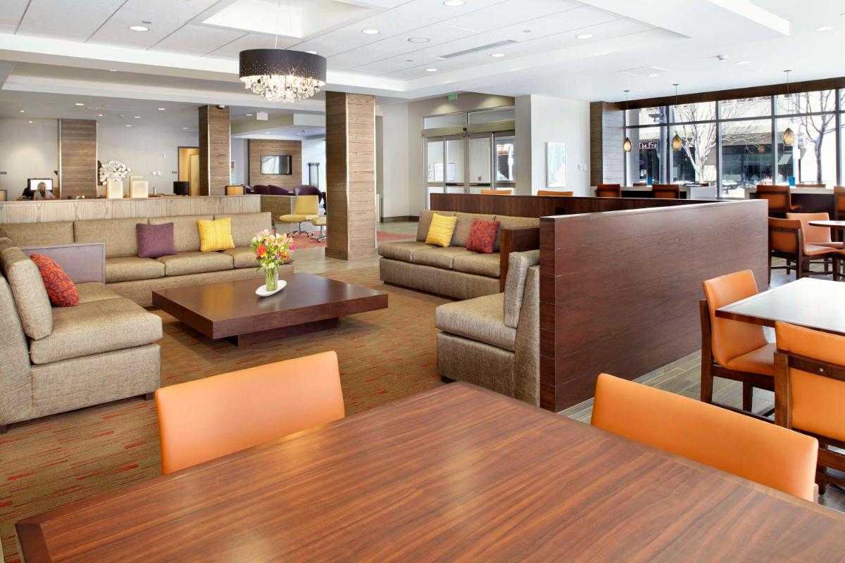 Hyatt House Denver Lakewood Belmar - Housity