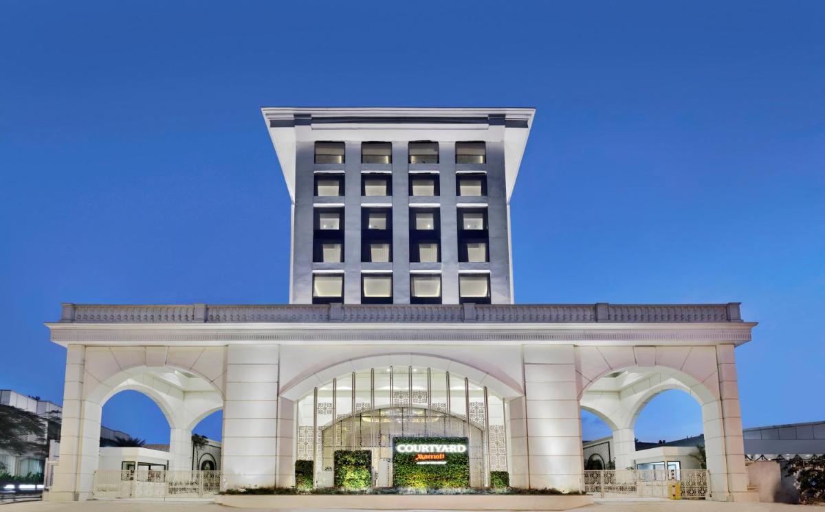 Courtyard by Marriott Bengaluru Hebbal - Housity