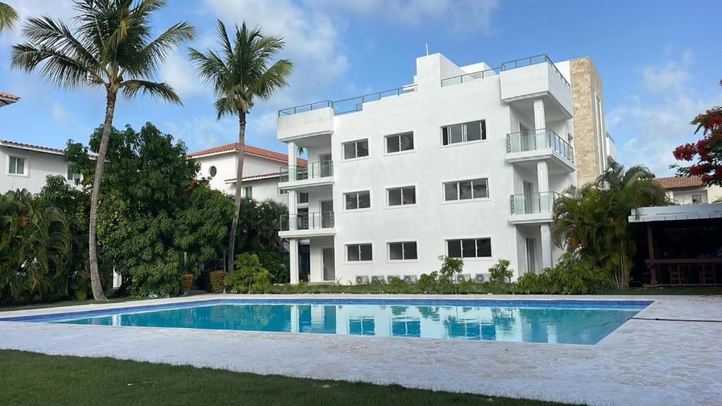 Punta Cana Getaway, Pet-Frendly - Housity