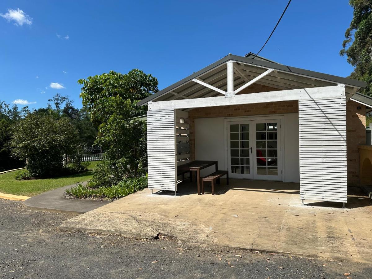 Colin's Garden - Housity