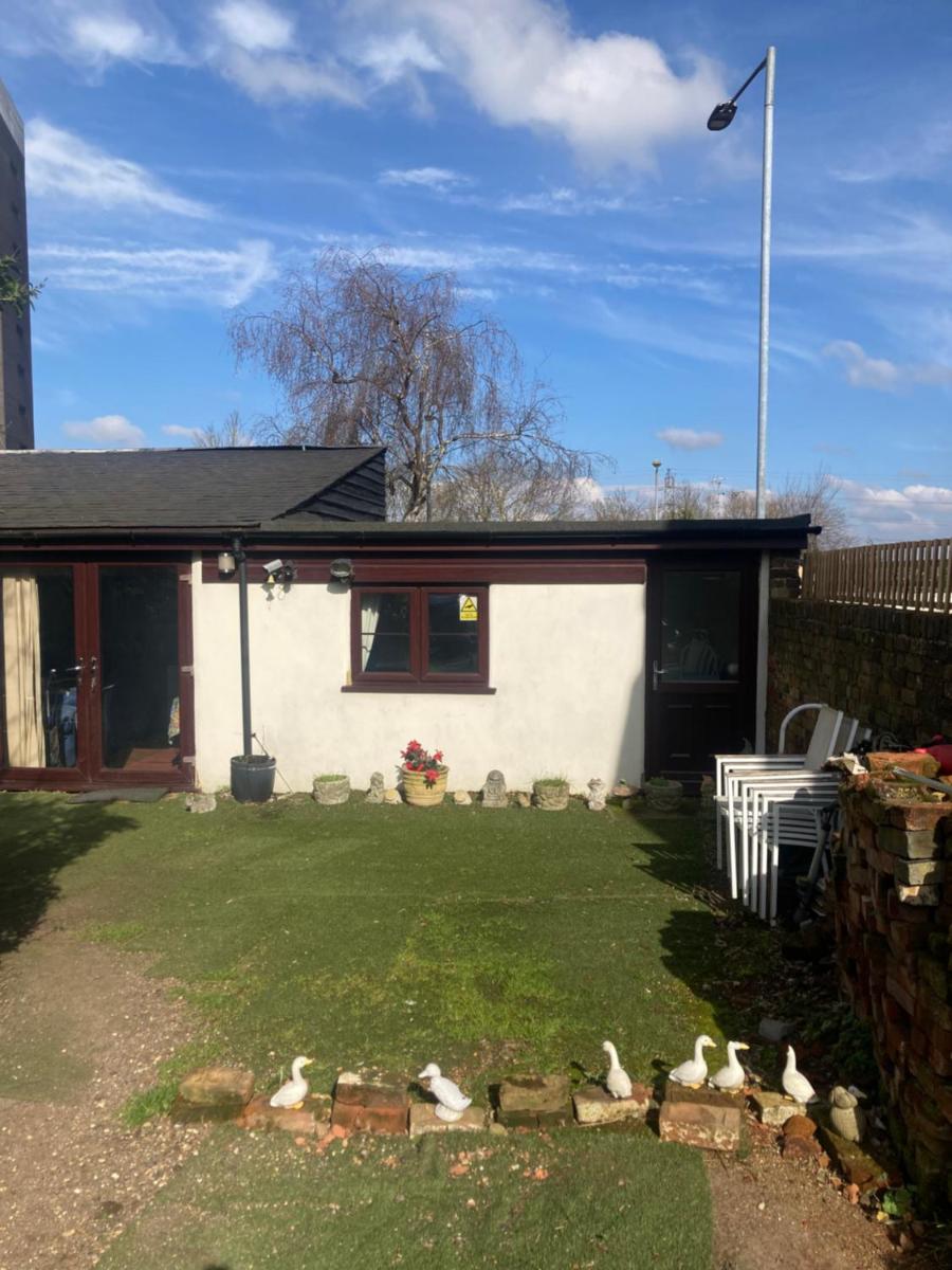 2 bedrooms Bell Cottage - Housity