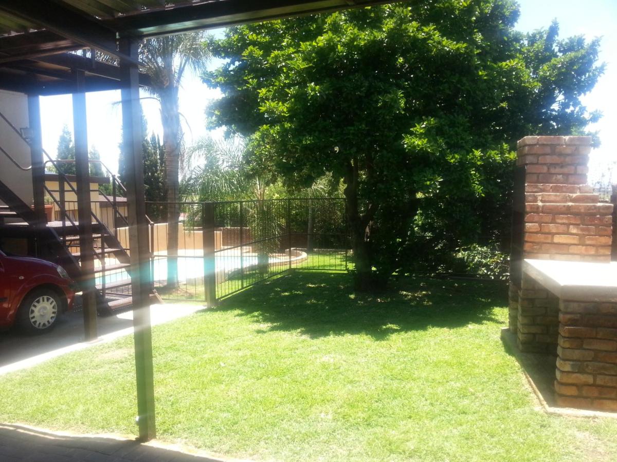 Private Apartments & Biz Stays Pretoria - Housity
