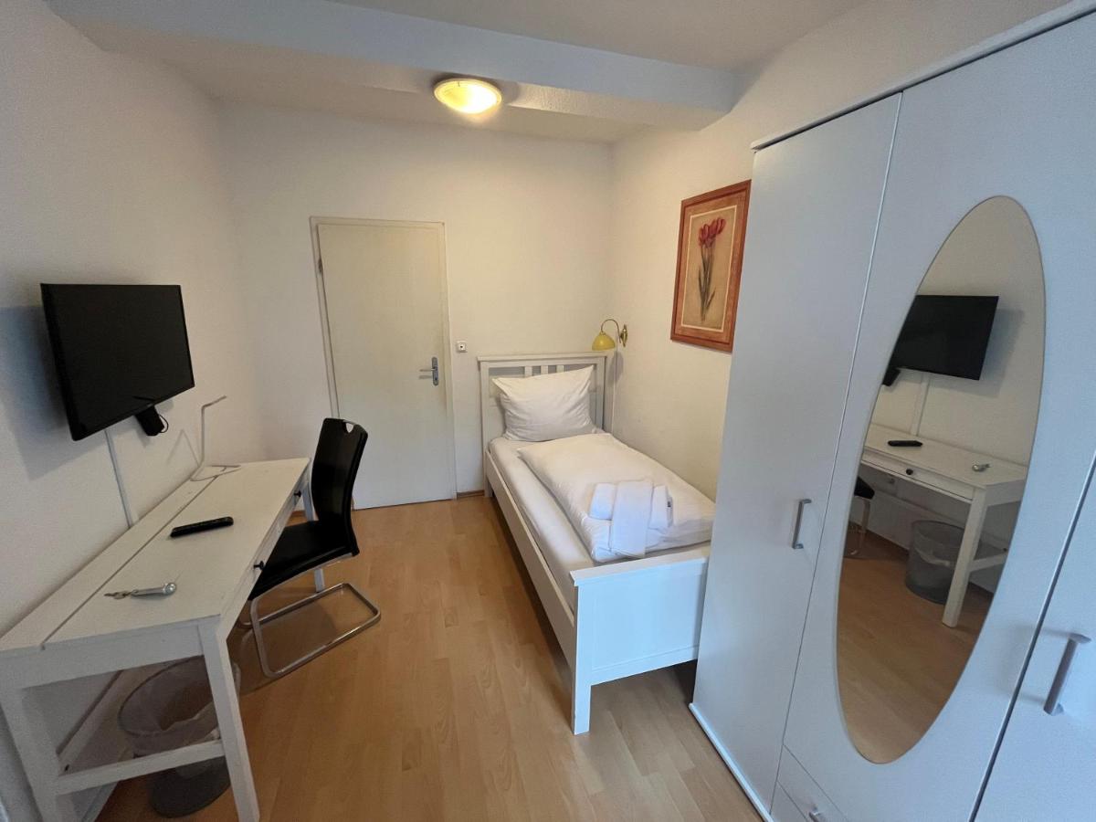 Pension Donau - Housity