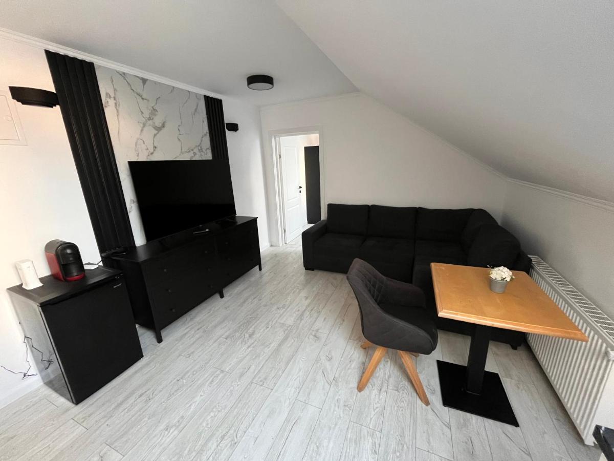 Lira Holiday Apartments - Housity