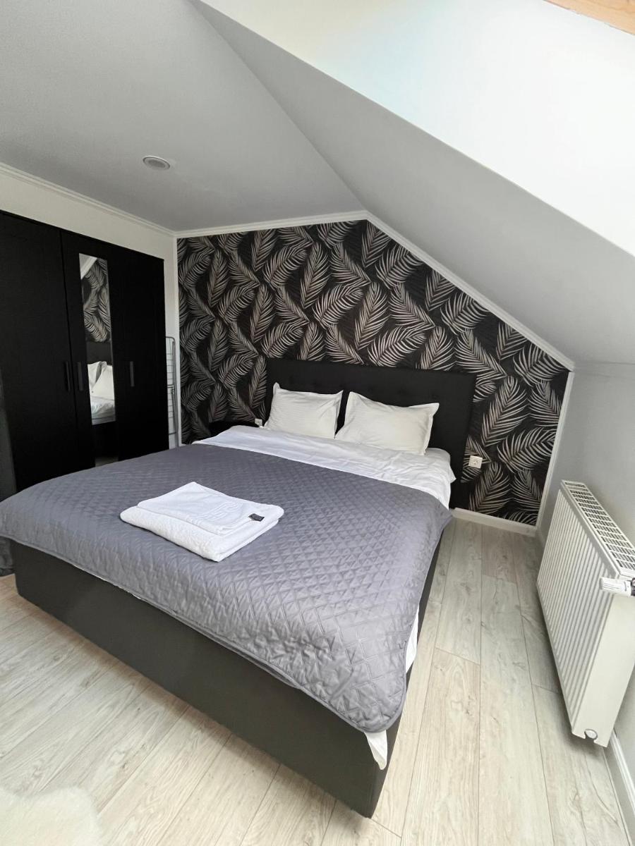 Lira Holiday Apartments - Housity