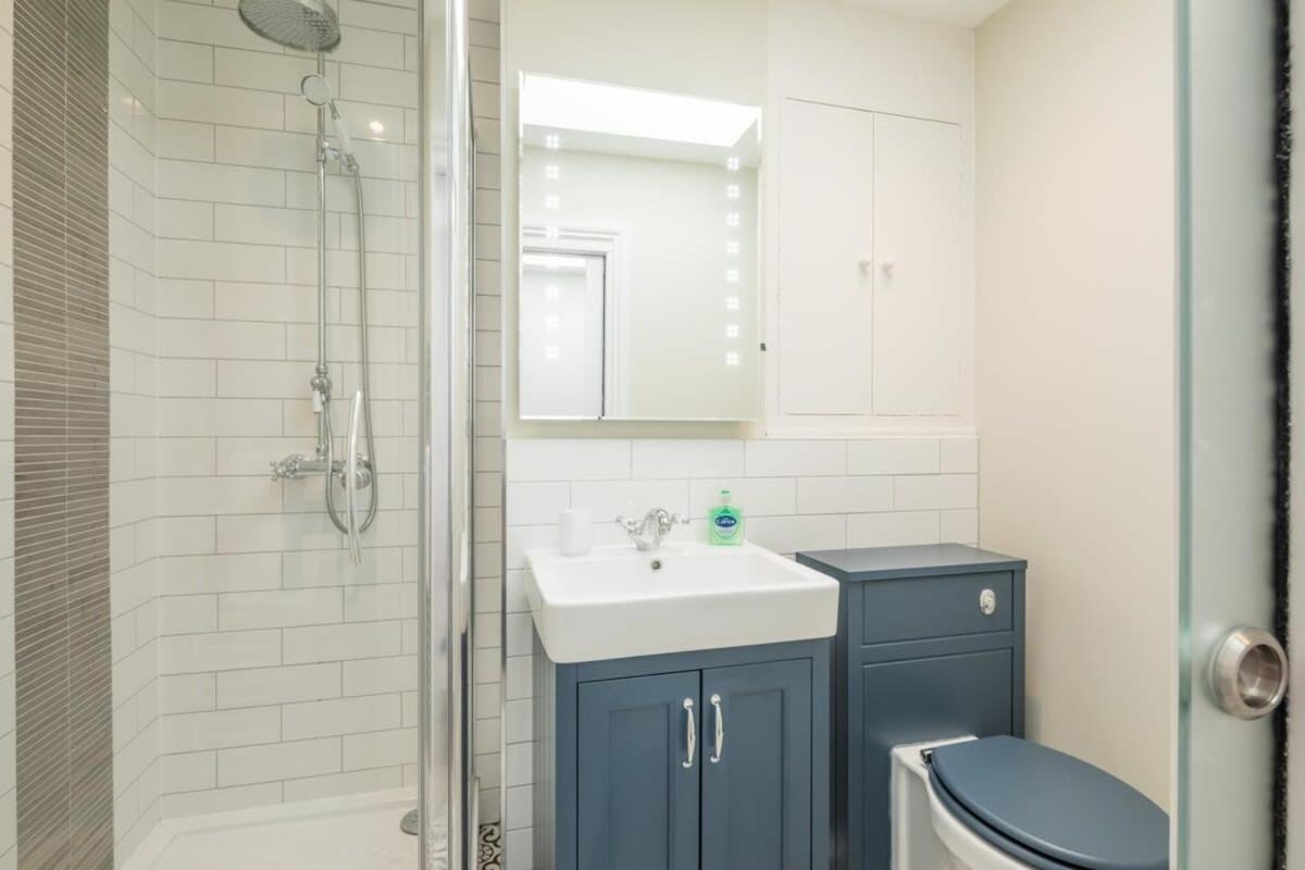 Beautiful House In Central Cambridge - Housity