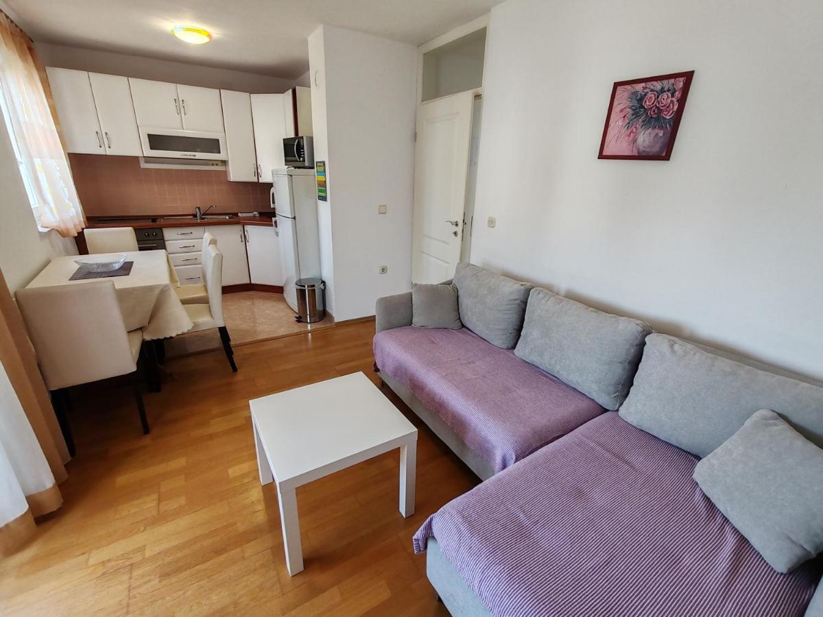 Apartments M&M - Housity