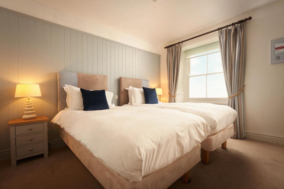 Rashleigh Arms - Housity