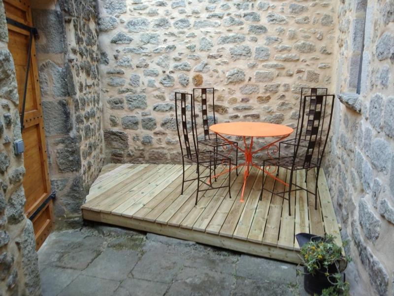 Maison de La Tour - Housity
