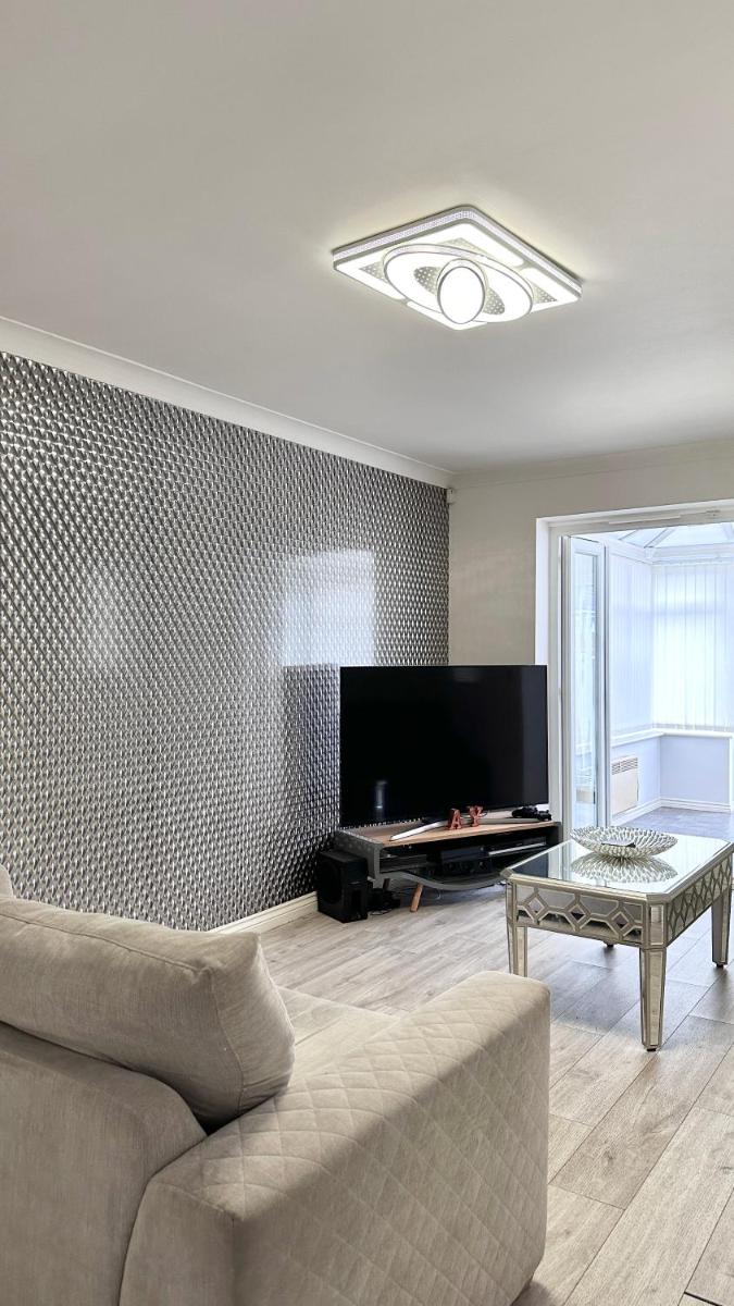 Home Sweet Home (Townhouse) - Housity