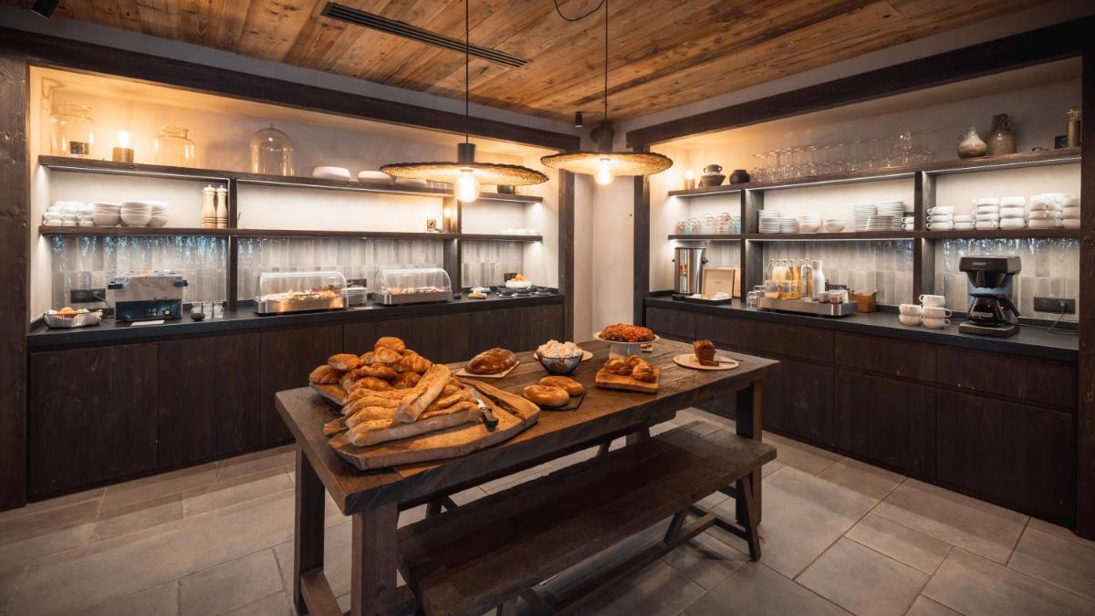 Nourriture dans l'hôtel ou à proximité