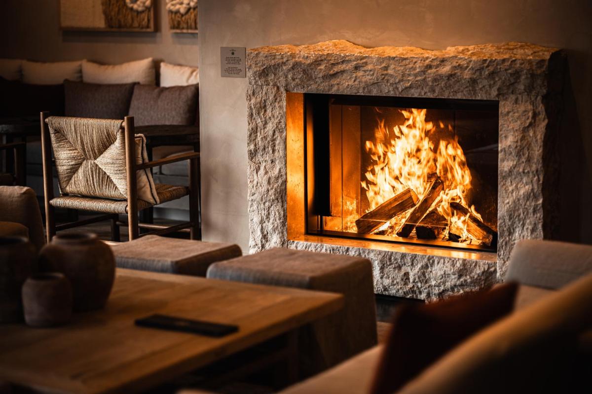 Hôtel de la Roche - Housity