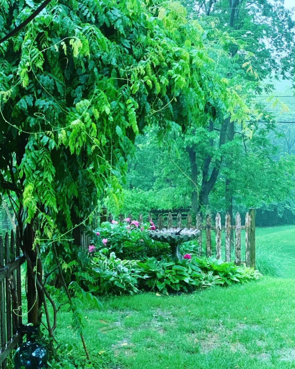 Delightful Patio Retreat with Pool Table in South KC - Housity