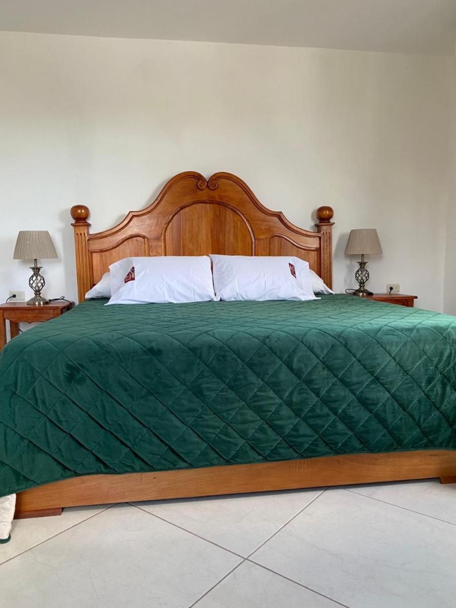 Casa Lolita - Housity