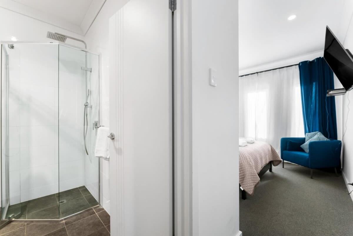 Mellow&Modernized Townhouse-3Beds-Quiet-Anzac Hwy - Housity