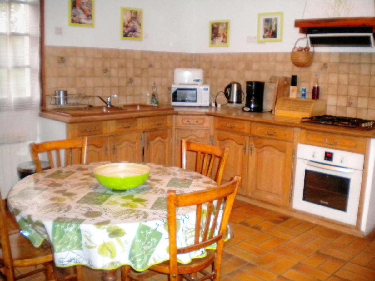 Gîte familial en Touraine avec jardin, proche châteaux et vignobles, animaux acceptés. - FR-1-381-240 - Housity