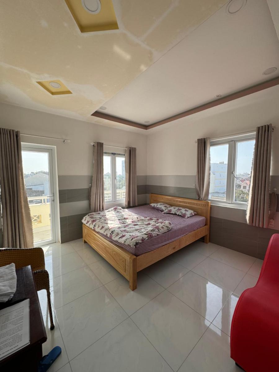 Xuân Uyên Hotel - Housity