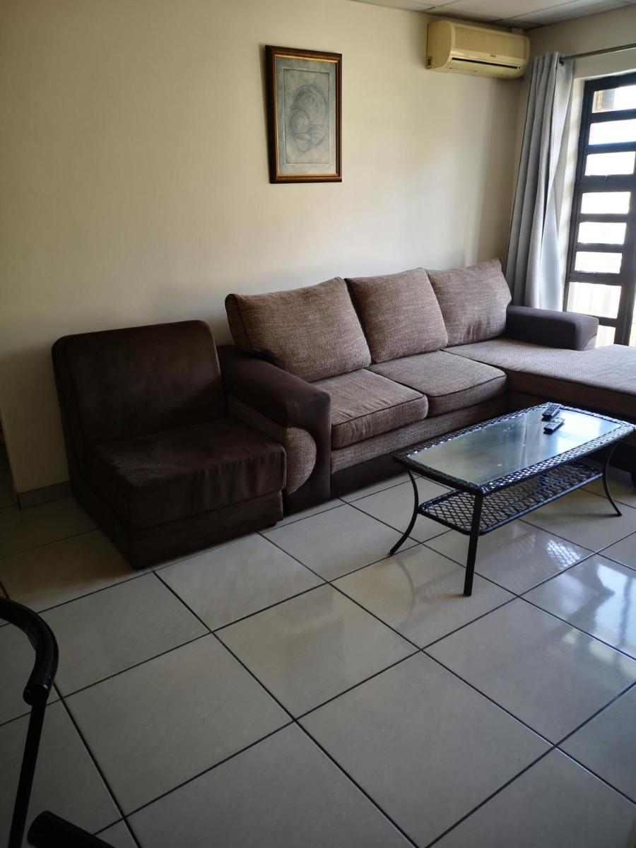 Dolphin Coast B&B / Self catering - Hizvo