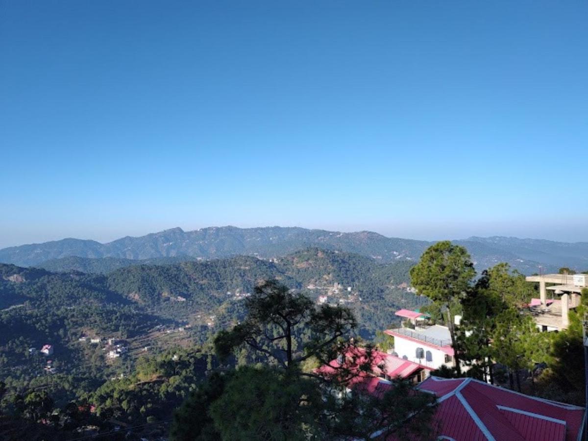Hotel Le Halcyon , Kasauli - Housity