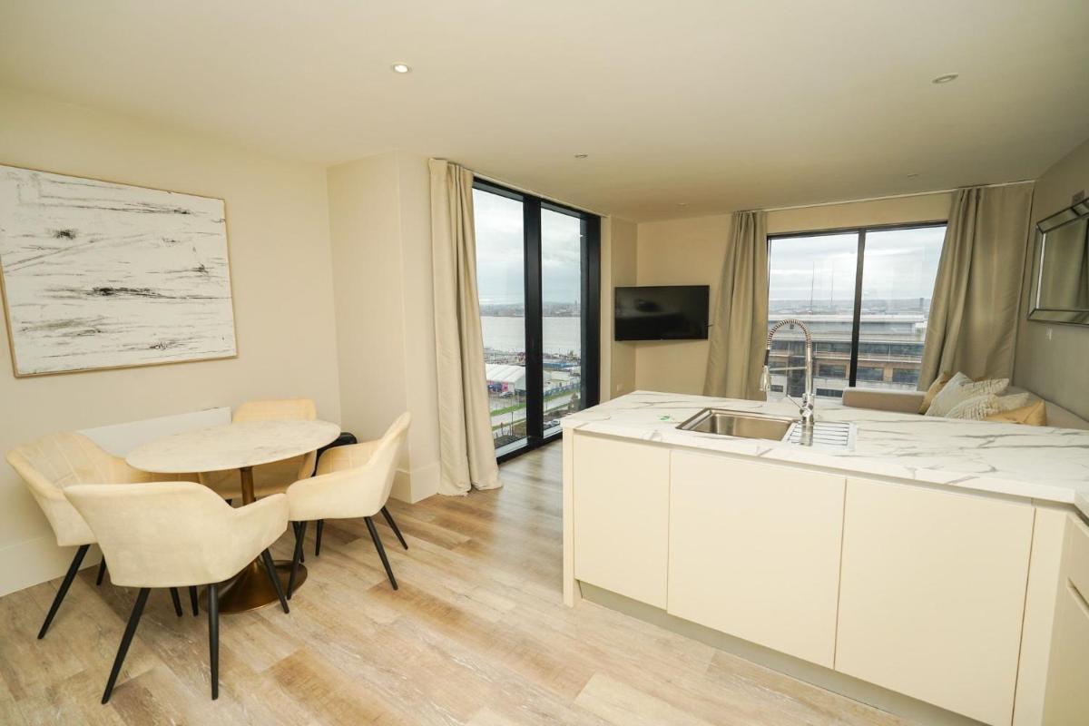 NOVU Apartments Liverpool Waterfront - Housity
