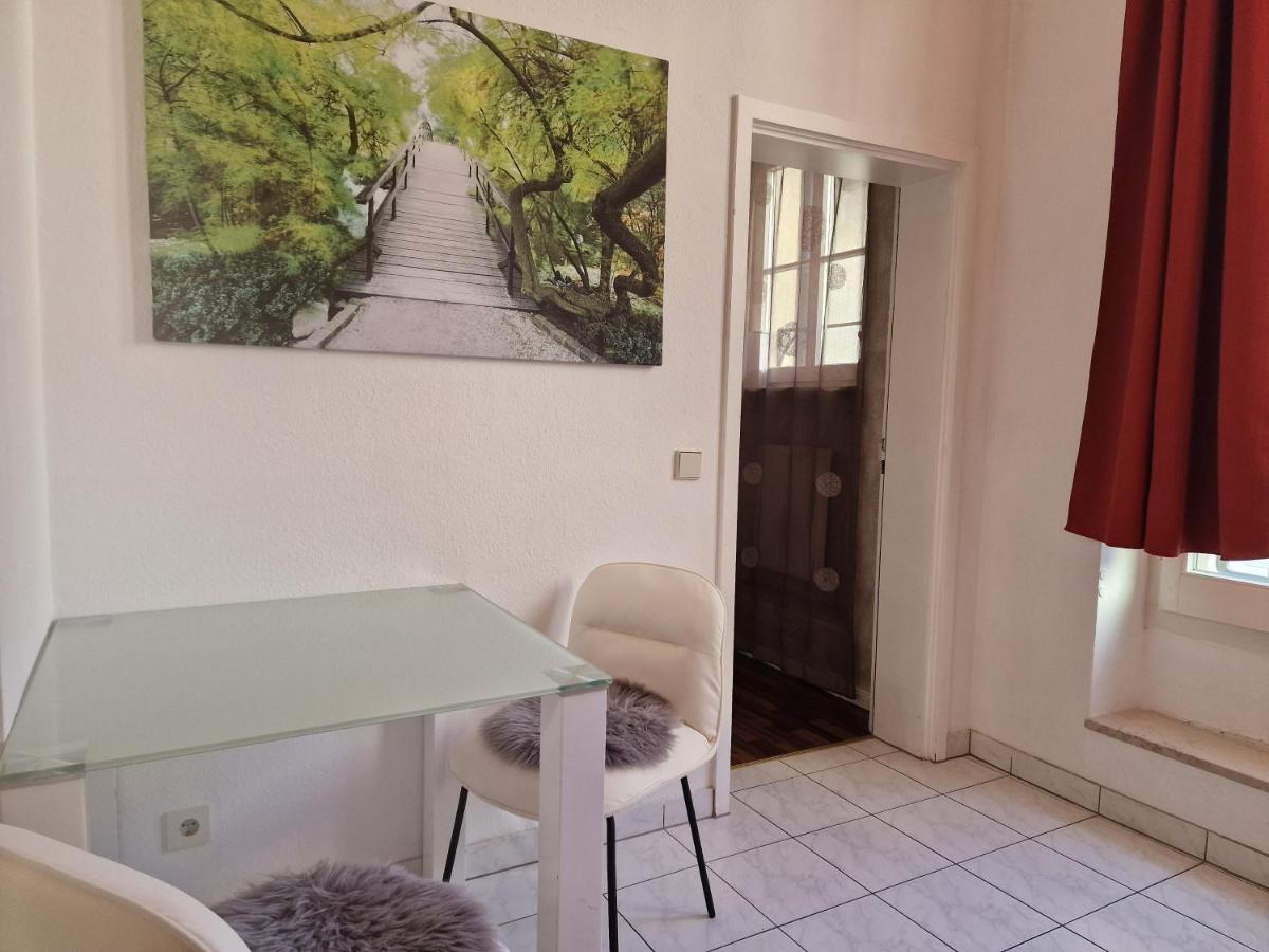 Domino Apartment - Housity