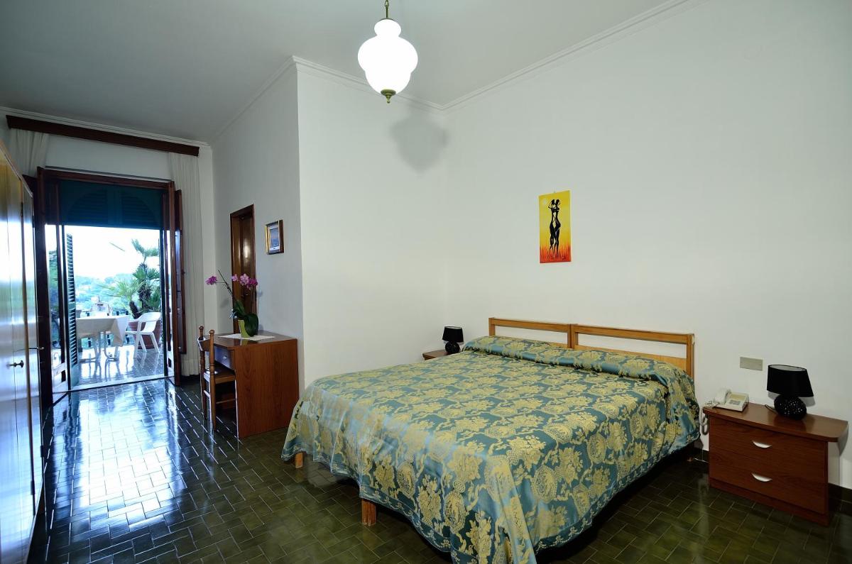 Hotel La Silvana - Housity